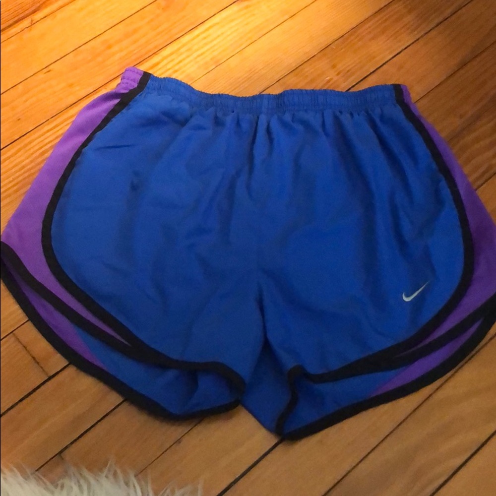 Nike Women’s Dri-fit Running Shorts Medium
